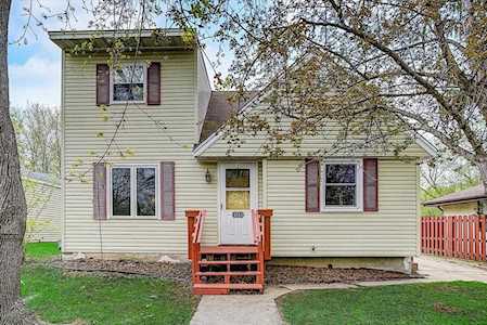 4053 Hayes Street NE Columbia Heights, MN 55421