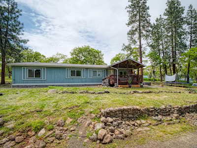 125 Craiglea Dr Eagle Point, OR 97524