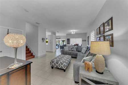 3211 SE 2nd Dr Homestead, FL 33033