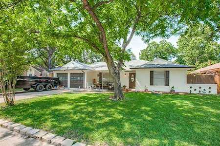2923 Randy Lane Farmers Branch, TX 75234