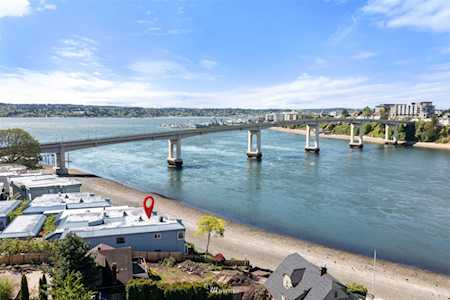 1135 Wheaton Way #B-6 Bremerton, WA 98310