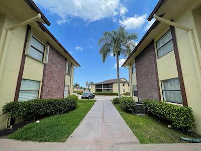 10036 Winding Lake Road #103 Sunrise, FL 33351