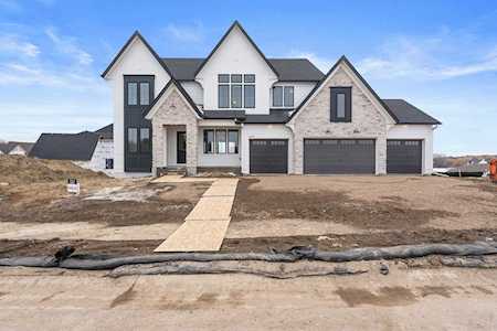 16407 46th Court N Plymouth, MN 55446