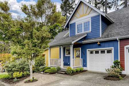1320 Stonecress Ln Bainbridge Island, WA 98110