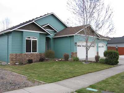 2234 SE Pilatus Ln Bend, OR 97702