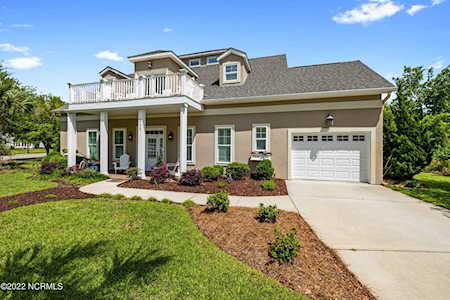 311 Kingfisher Lane Hampstead, NC 28443