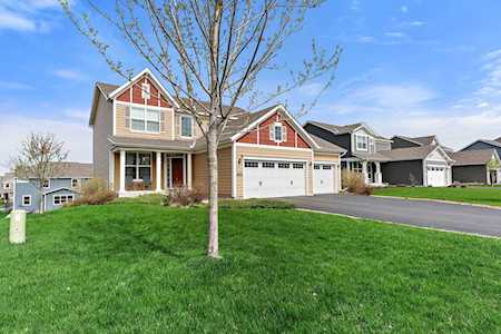 11596 Riverstone Trail Woodbury, MN 55129