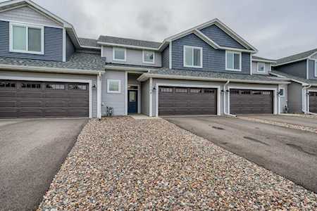 1704 Southpoint Lane Hudson, WI 54016