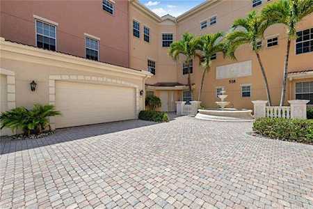 518 Avellino Isles Cir #4301 Naples, FL 34119