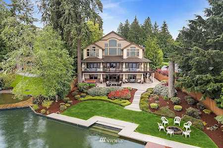 21509 60th St E Lake Tapps, WA 98391
