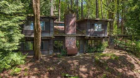 10020 Redmond Woodinville Rd NE Redmond, WA 98052