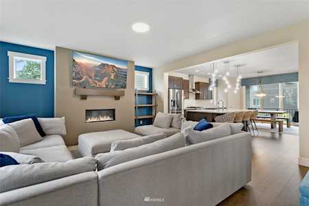1016 146th Place SW Lynnwood, WA 98087