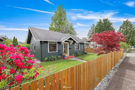 607 W Connecticut St Bellingham, WA 98225