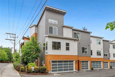 18244 73rd Ave NE #101 Kenmore, WA 98028