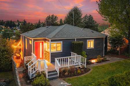 3507 31st Ave W Seattle, WA 98199