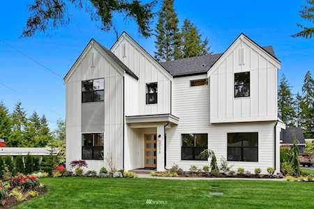 3806 156th Ave SE Bellevue, WA 98006