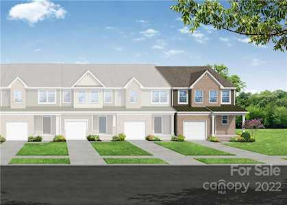 2002 Bexar Trl Matthews, NC 28105