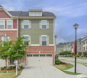 1002 Drayman Place Apex, NC 27502