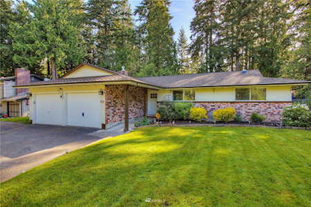 4011 176th Ave E Lake Tapps, WA 98391