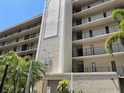 22 Royal Palm Way #504 Boca Raton, FL 33432
