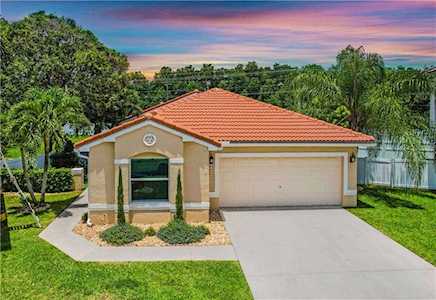 10933 NW 46th Dr Coral Springs, FL 33076