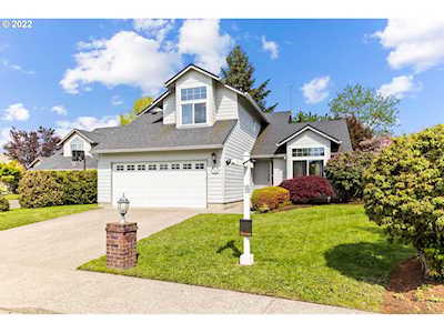 306 NE 148th St Vancouver, WA 98685