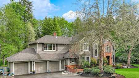 21522 NE 144th Place Woodinville, WA 98077