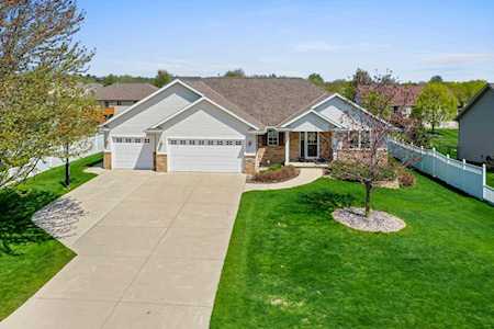 2886 Yellow Jasmine Way Green Bay, WI 54313