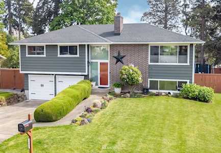 1803 S 232nd St Des Moines, WA 98198