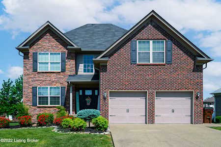 193 Crimson Creek Dr Mt Washington, KY 40047