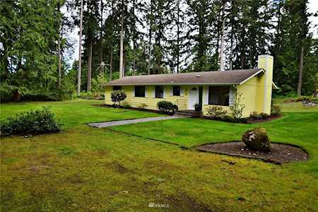 18111 S Tapps Dr E Lake Tapps, WA 98391