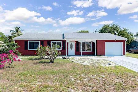 262 SW Bridgeport Drive Port Saint Lucie, FL 34953