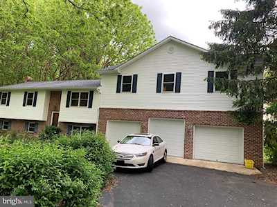 290 Sun Park Ln Huntingtown, MD 20639