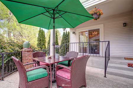 10909 Avondale Rd NE #S-176 Redmond, WA 98052