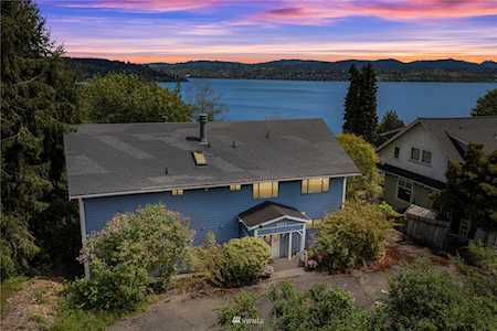9823 Arrowsmith Ave S Seattle, WA 98118