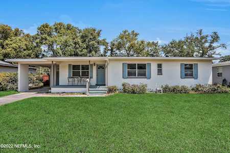 6445 Romilly Dr Jacksonville, FL 32210