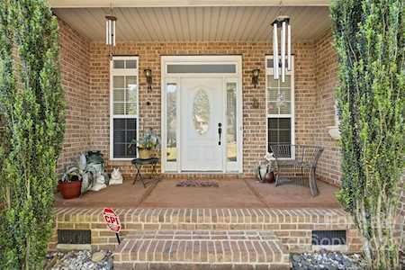 7184 Seagrass Circle Denver, NC 28037
