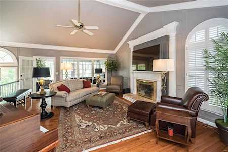 1647 Timberlake Manor Parkway Chesterfield, MO 63017