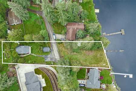 13730 E Lake Kathleen Dr SE Renton, WA 98059