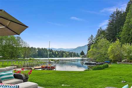2 Greene Point Rd Bellingham, WA 98229