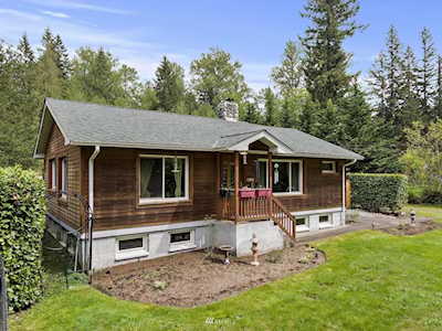 22912 Upper Dorre Don Way SE Maple Valley, WA 98038