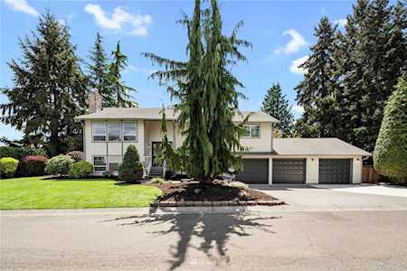 5607 NE 202nd Place Kenmore, WA 98028