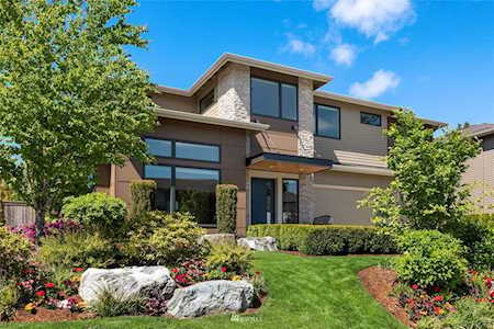 7202 NE 127th St Kirkland, WA 98034