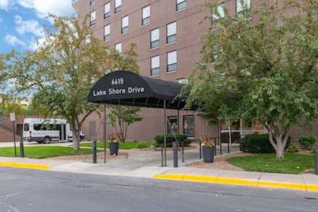 6615 Lake Shore Drive S #1110 Richfield, MN 55423