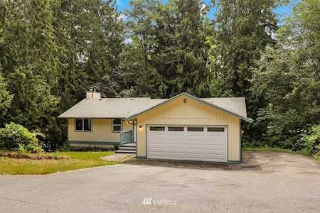 16100 Candy Loop NE Poulsbo, WA 98370