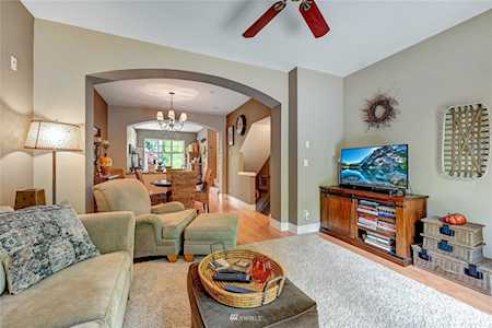 22578 NE Alder Crest Ln Redmond, WA 98053