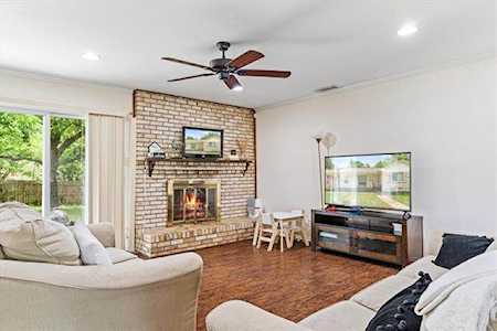 604 N Young Boulevard Desoto, TX 75115