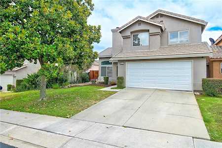 2515 Water Way Corona, CA 92882