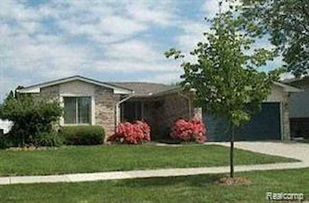 44240 Fair Oaks Dr Canton Twp, MI 48187