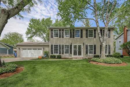 26W222 Tomahawk Dr Wheaton, IL 60189